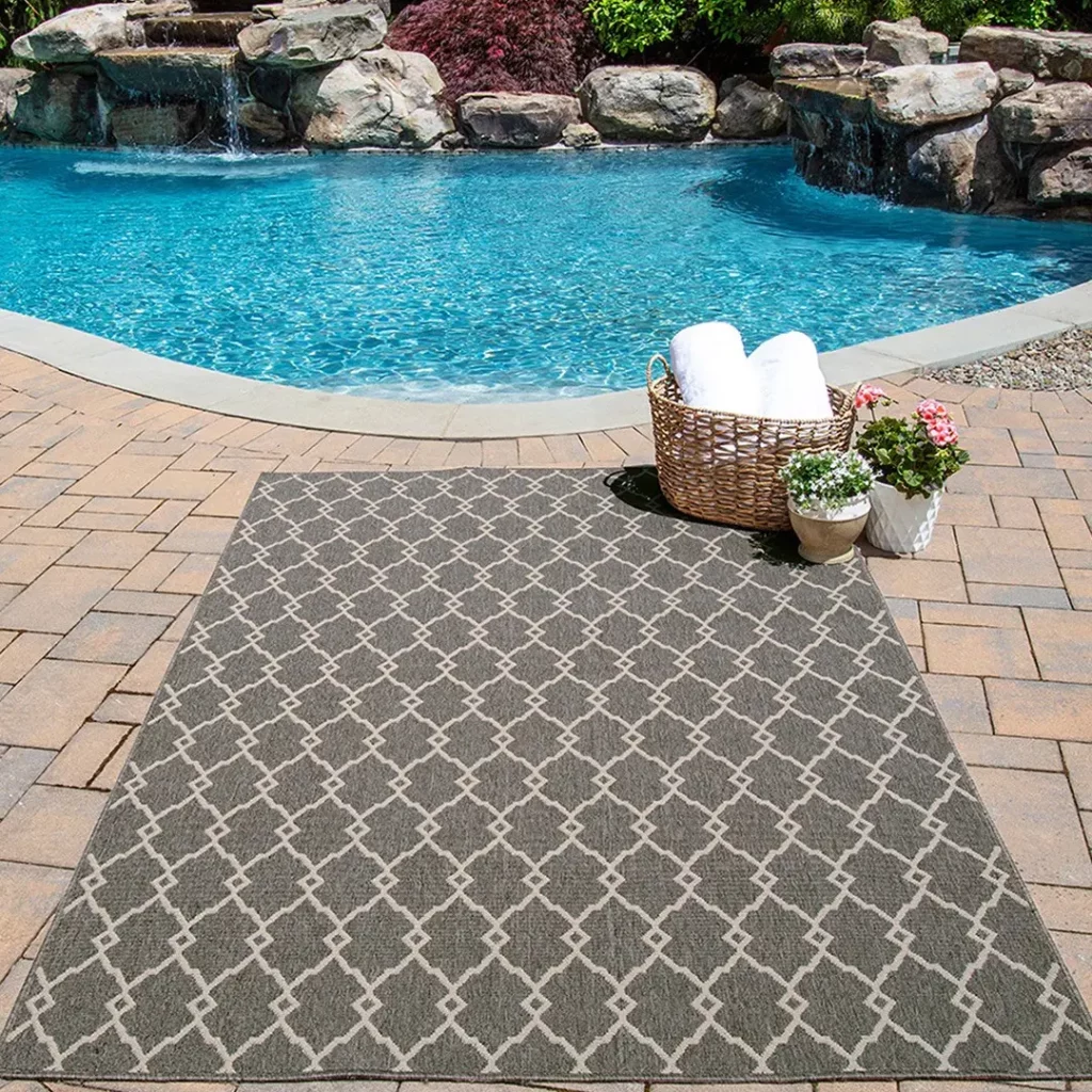 area-rugs-outdoor gallery image (21)